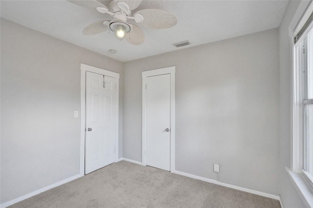 924 Mcintosh Street, West Palm Beach, FL 33405 Photo