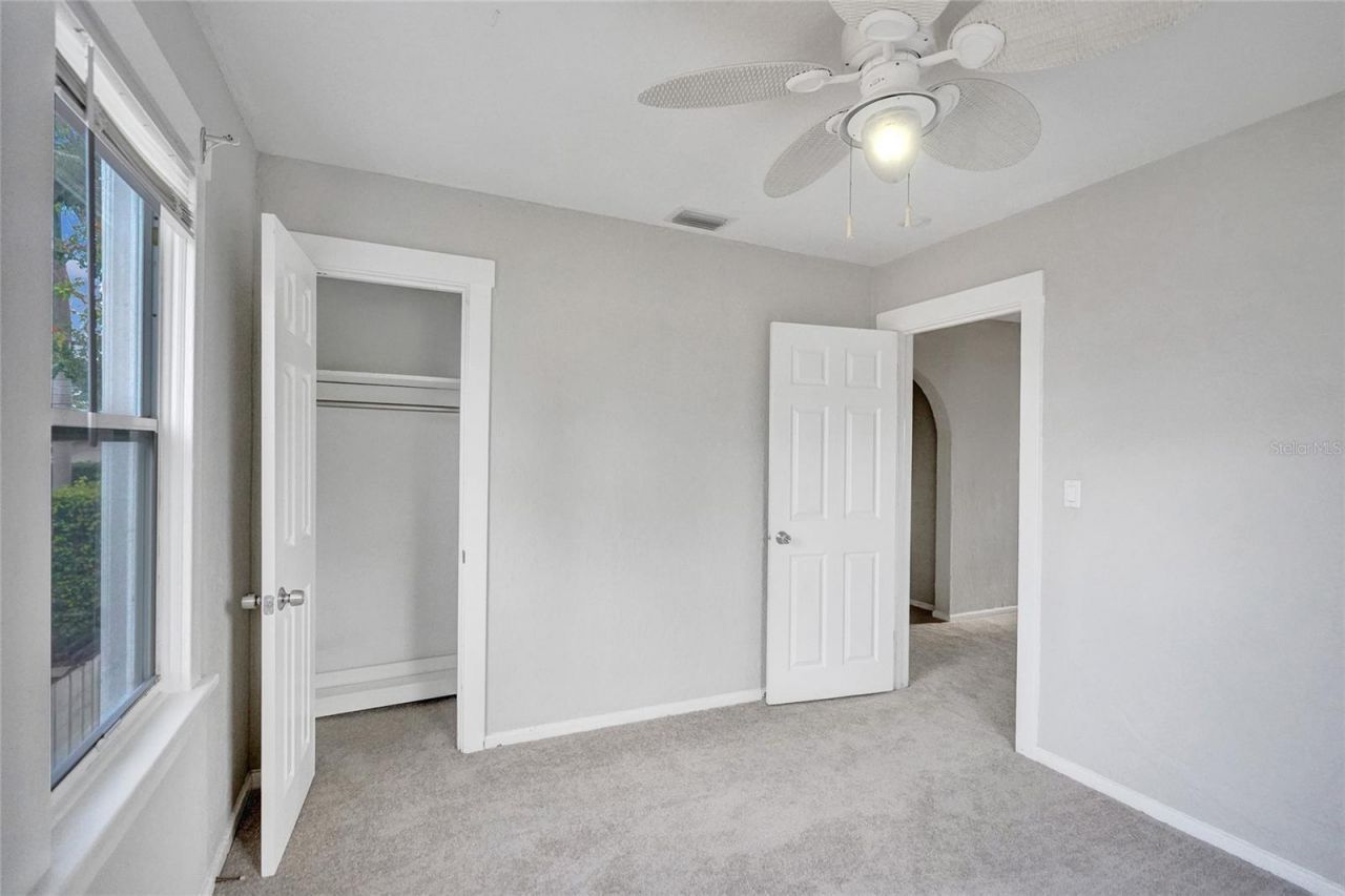 924 Mcintosh Street, West Palm Beach, FL 33405 Photo