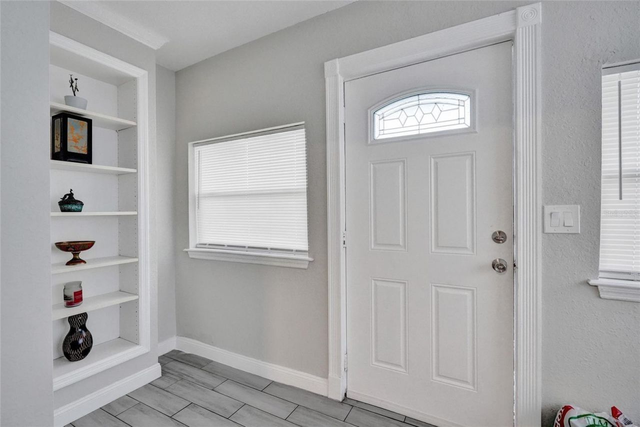 924 Mcintosh Street, West Palm Beach, FL 33405 Photo