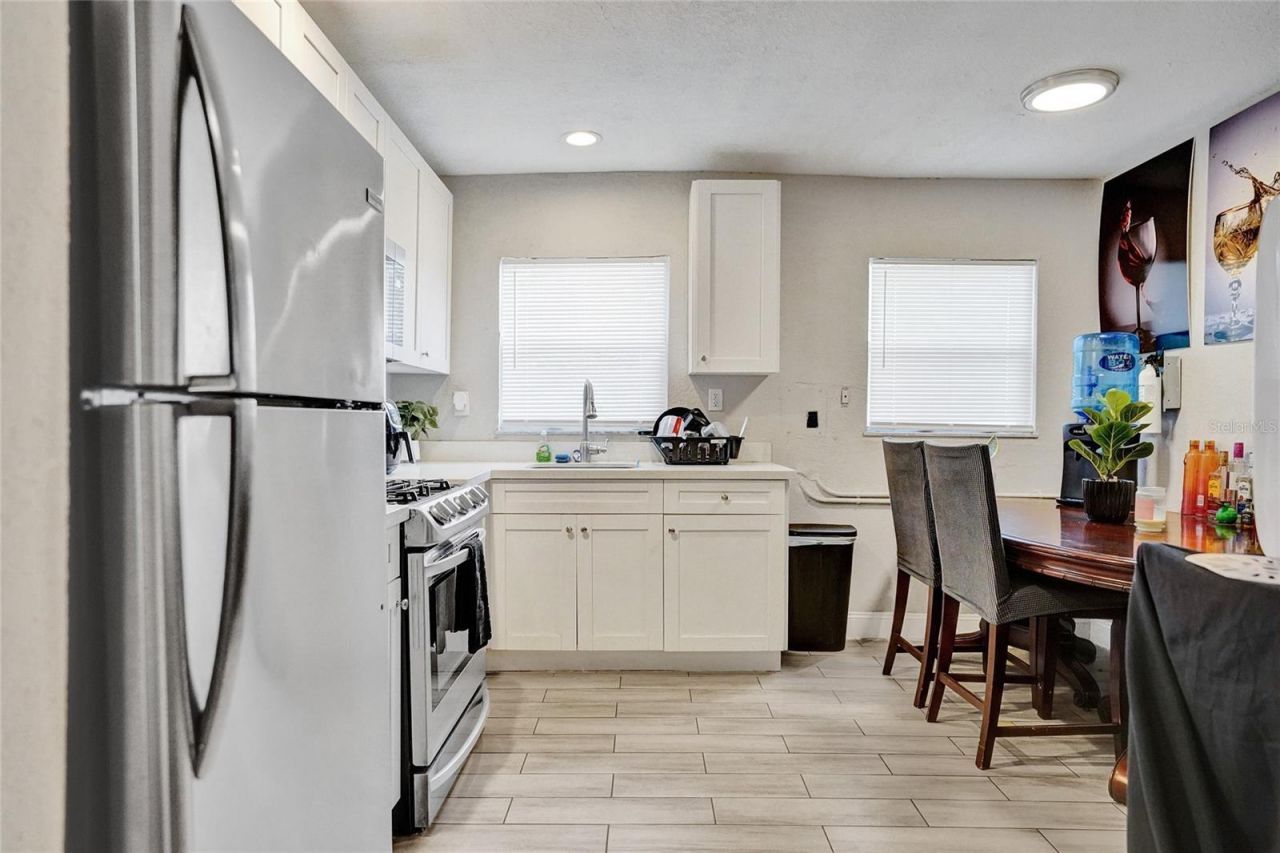 924 Mcintosh Street, West Palm Beach, FL 33405 Photo