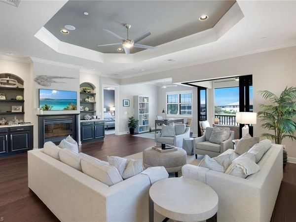 9684 Montelanico LOOP, Unit 204, NAPLES, FL 34119
