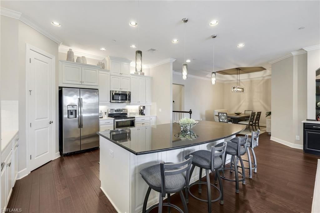 9684 Montelanico Loop, Unit 204, Naples, FL 34119 Photo