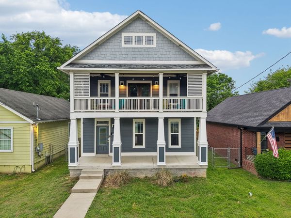 1613 14th Ave N, Nashville, TN 37208