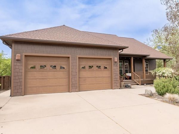 920 SW Center Street, Pullman, WA 99163