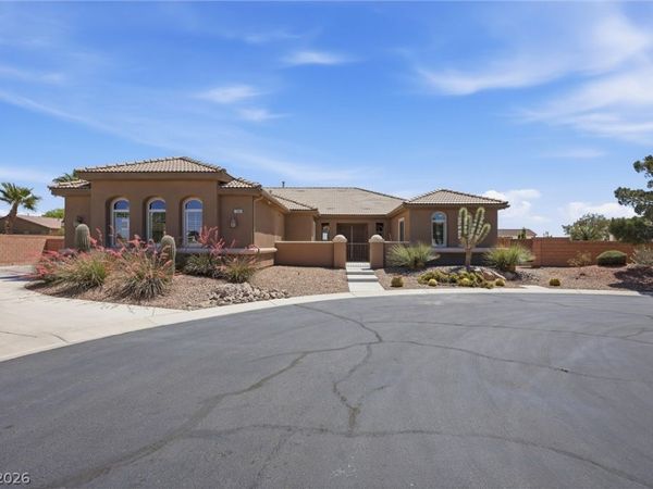 7888 Garden Stream Court, Las Vegas, NV 89131