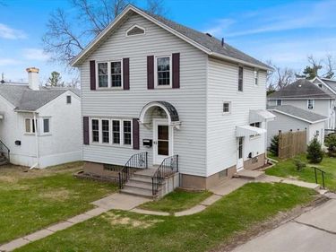 520 15th Street N, Virginia, MN 55792