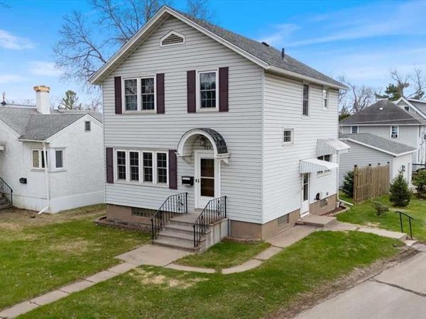 520 15th Street N, Virginia, MN 55792
