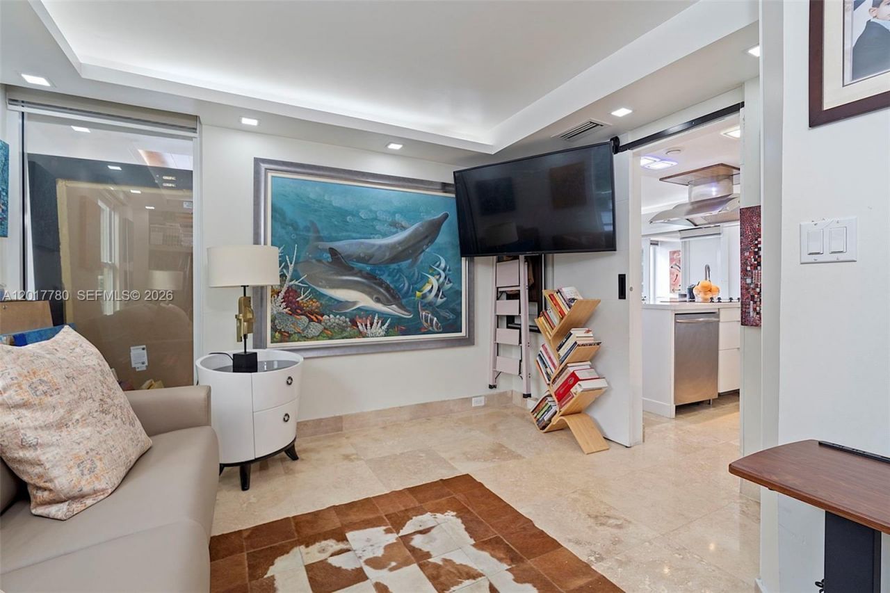 6616 E Miami Lakes Dr E , Miami Lakes, FL 33014 Photo