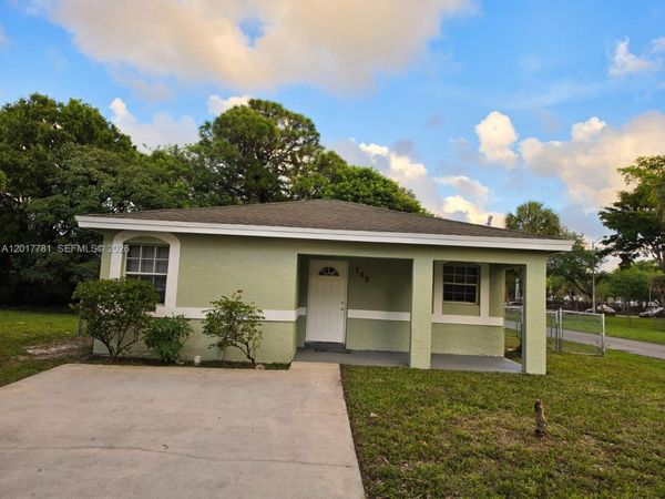 700 NW 19th Ter , Fort Lauderdale, FL 33311