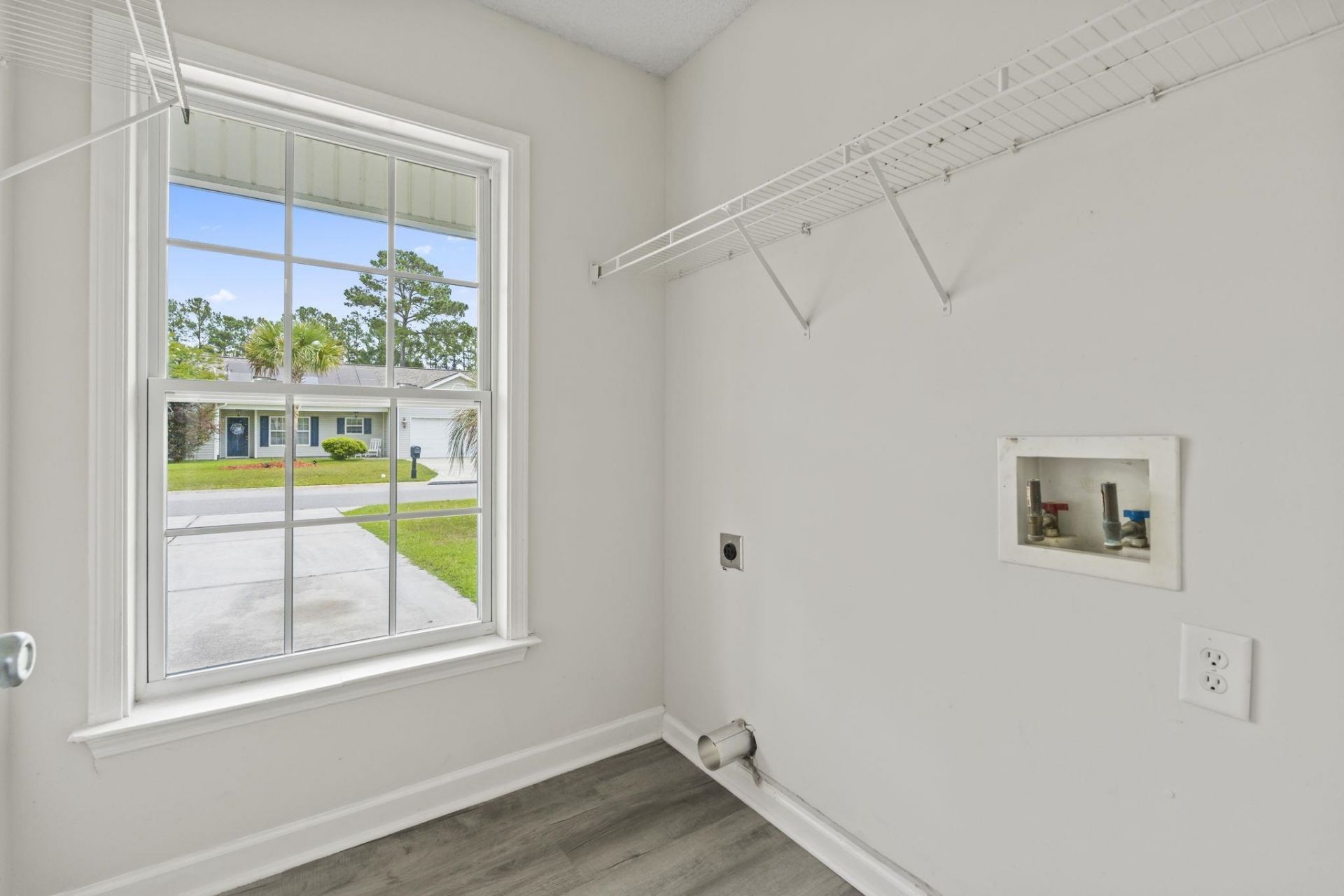 957 Bellflower Dr. Photo 29