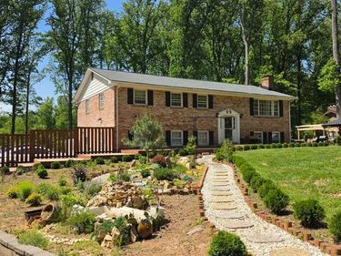 5104 GUNPOWDER ROAD, FAIRFAX, VA 22030