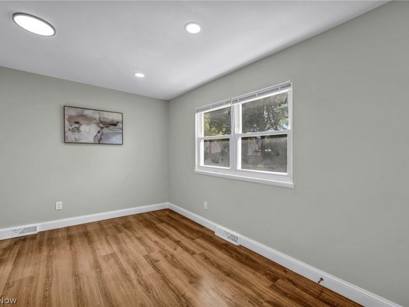 1074 E 168th Street, Cleveland, OH 44110 Photo 15