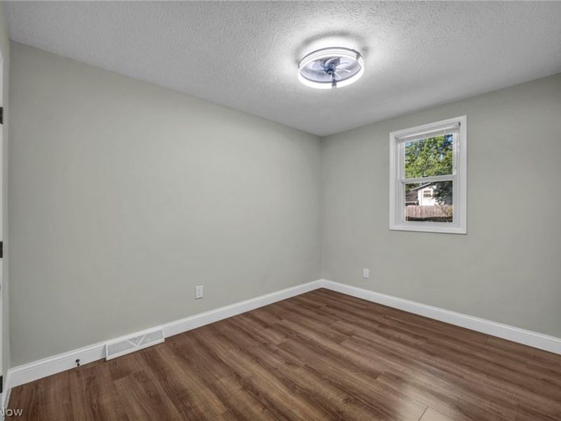 1074 E 168th Street, Cleveland, OH 44110 Photo 22
