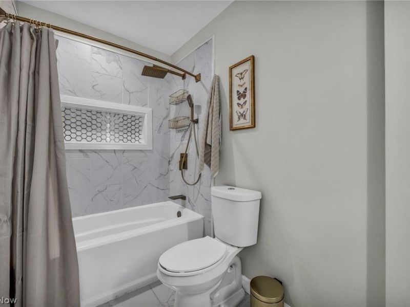 1074 E 168th Street, Cleveland, OH 44110 Photo 36