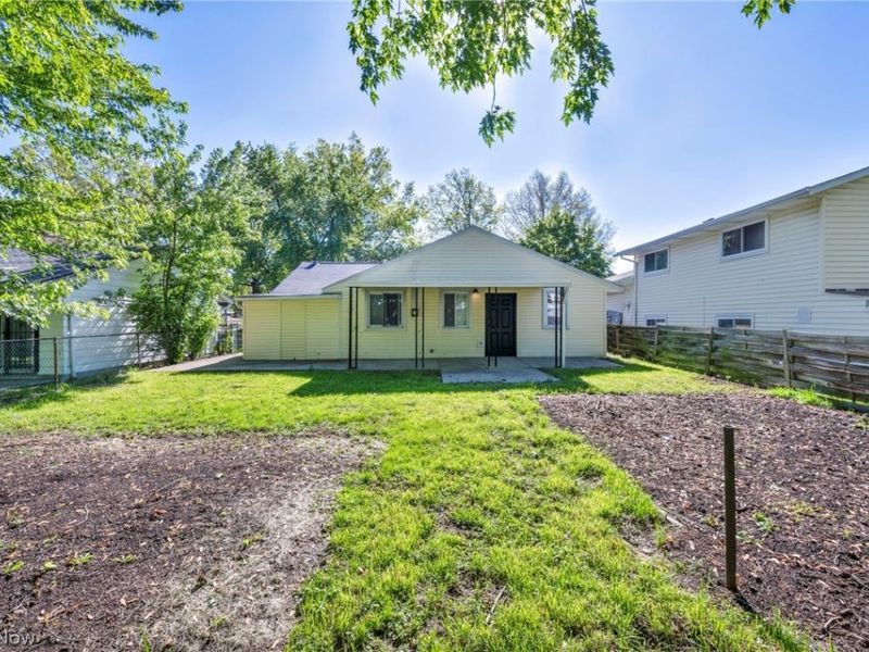 1074 E 168th Street, Cleveland, OH 44110 Photo 48