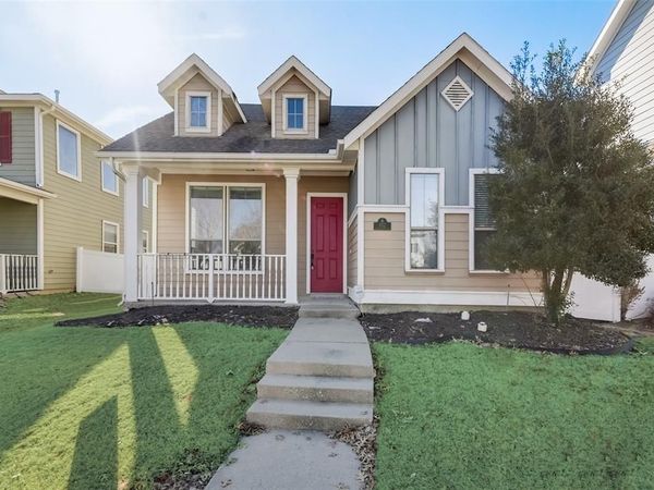 1152 Spanish Moss Drive, Savannah, TX 76227