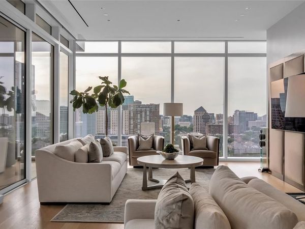 1747 Leonard Street, Unit 1402, Dallas, TX 75201