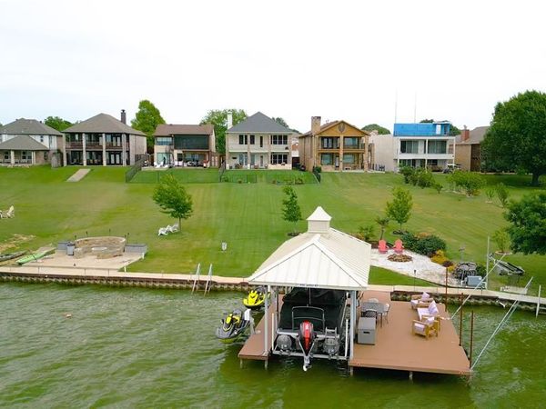 2213 Windjammer Way, Rowlett, TX 75088