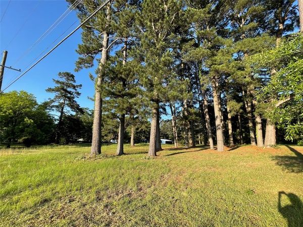 601 Cemetery Road NW, Springhill, LA 71075