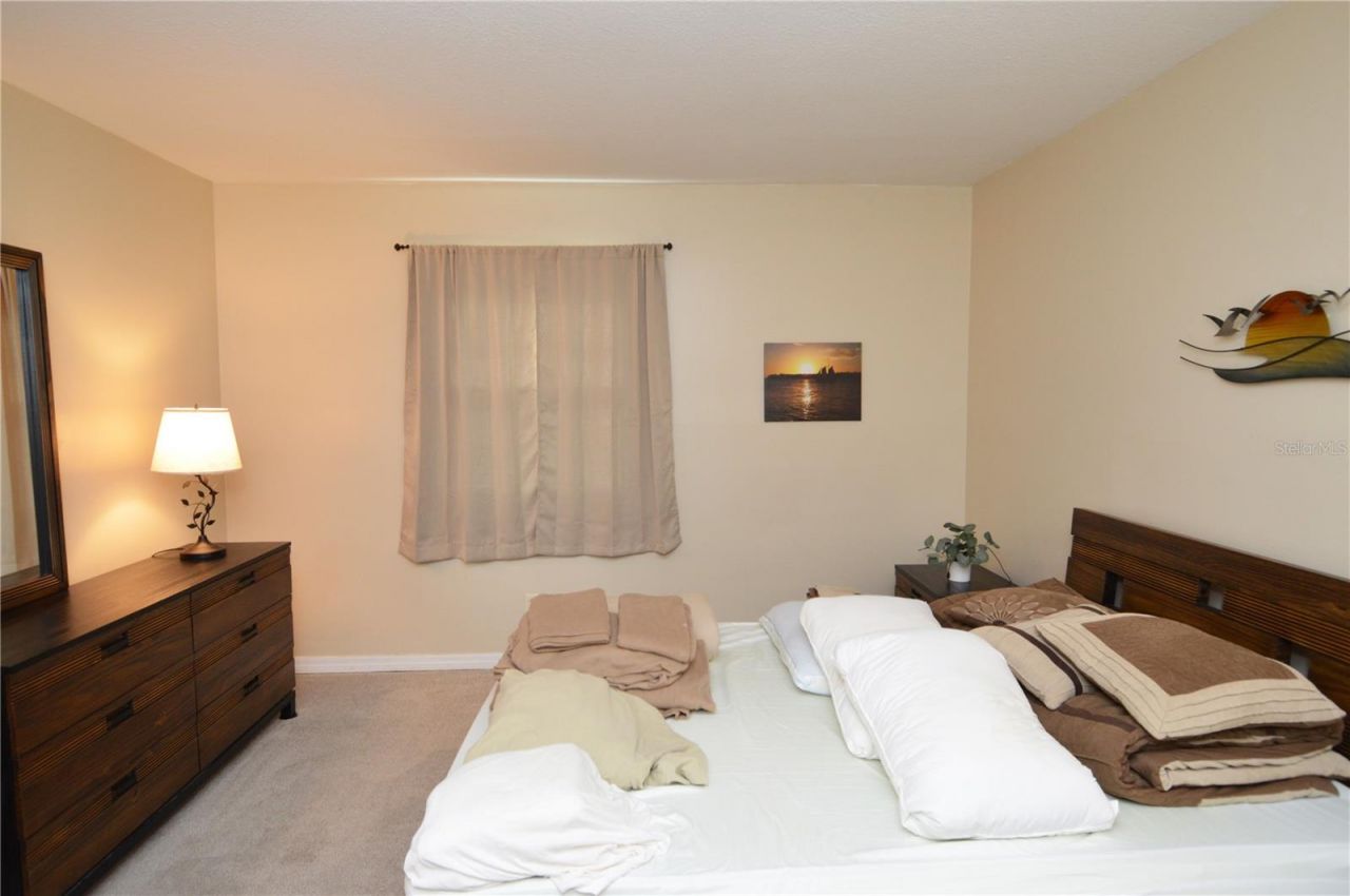 121 Seahorse Drive Se, Unit C, Saint Petersburg, FL 33705 Photo