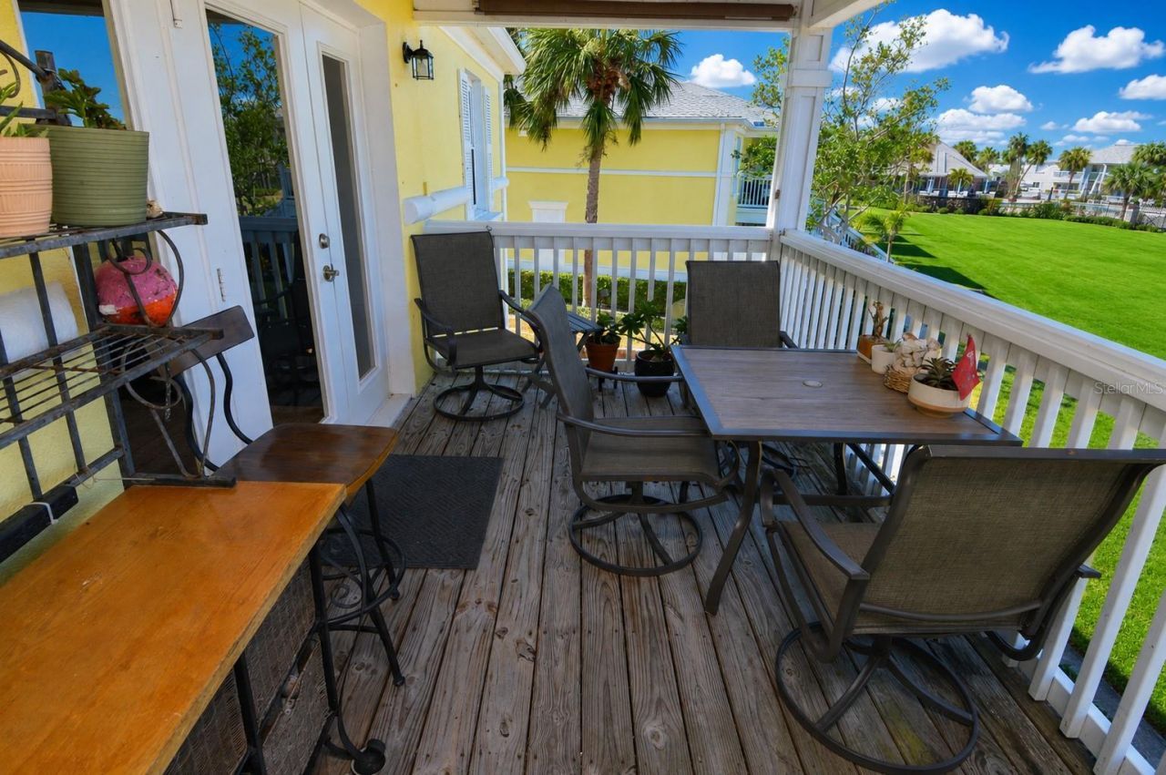 121 Seahorse Drive Se, Unit C, Saint Petersburg, FL 33705 Photo