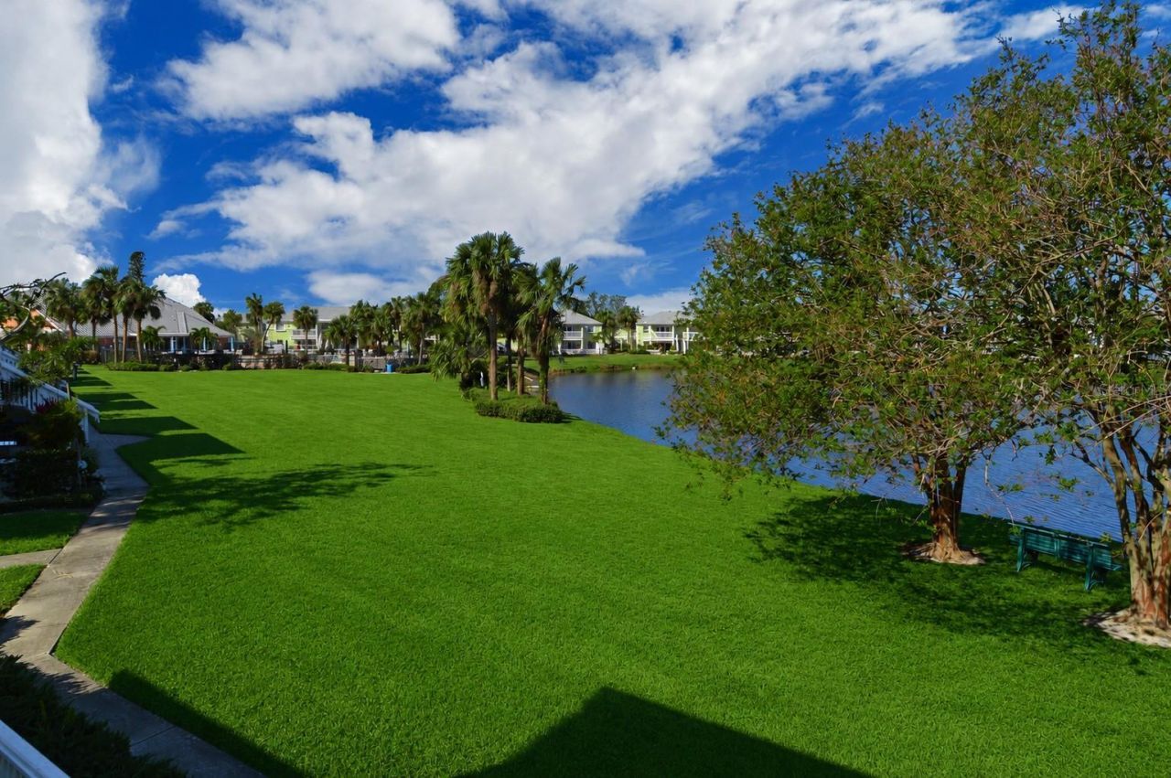 121 Seahorse Drive Se, Unit C, Saint Petersburg, FL 33705 Photo