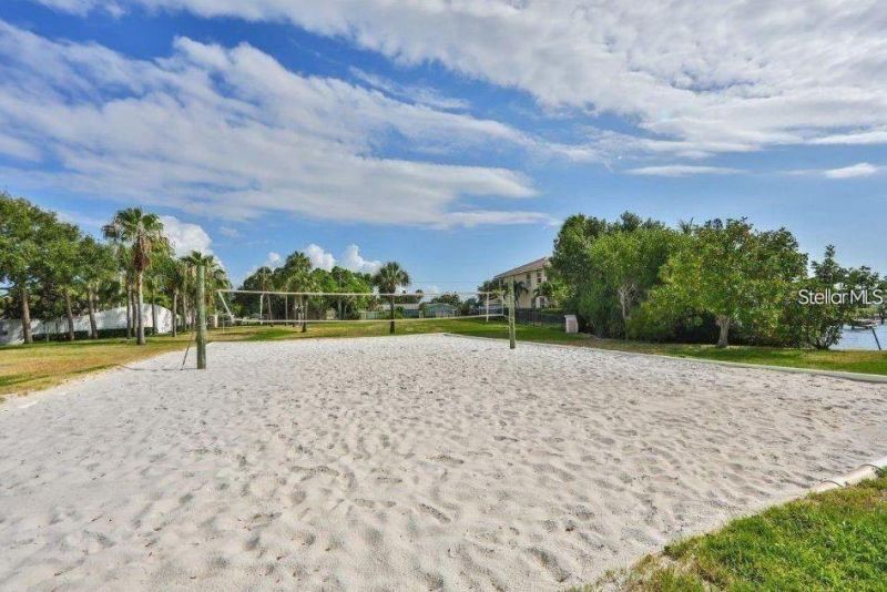 121 Seahorse Drive Se, Unit C, Saint Petersburg, FL 33705 Photo