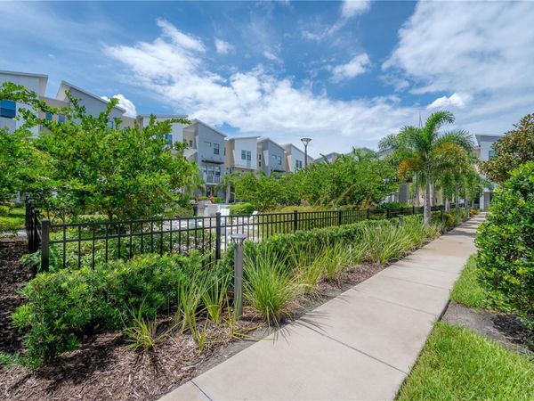 1162 25TH WAY N, ST PETERSBURG, FL 33713