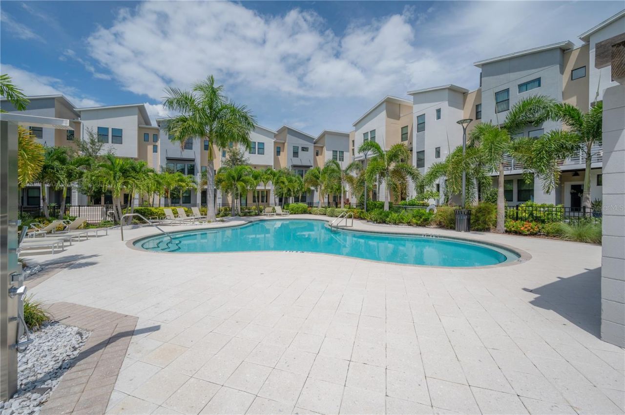 1162 25th Way N, Saint Petersburg, FL 33713 Photo