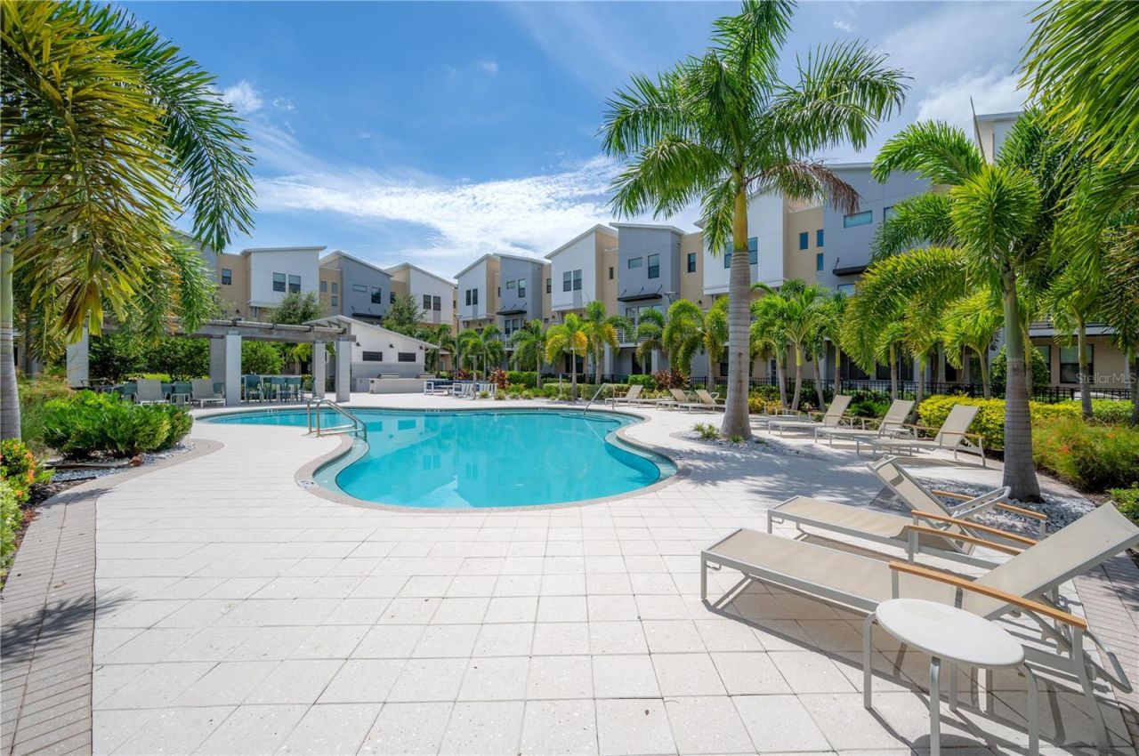 1162 25th Way N, Saint Petersburg, FL 33713 Photo