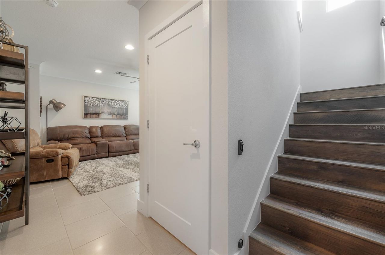 1162 25th Way N, Saint Petersburg, FL 33713 Photo