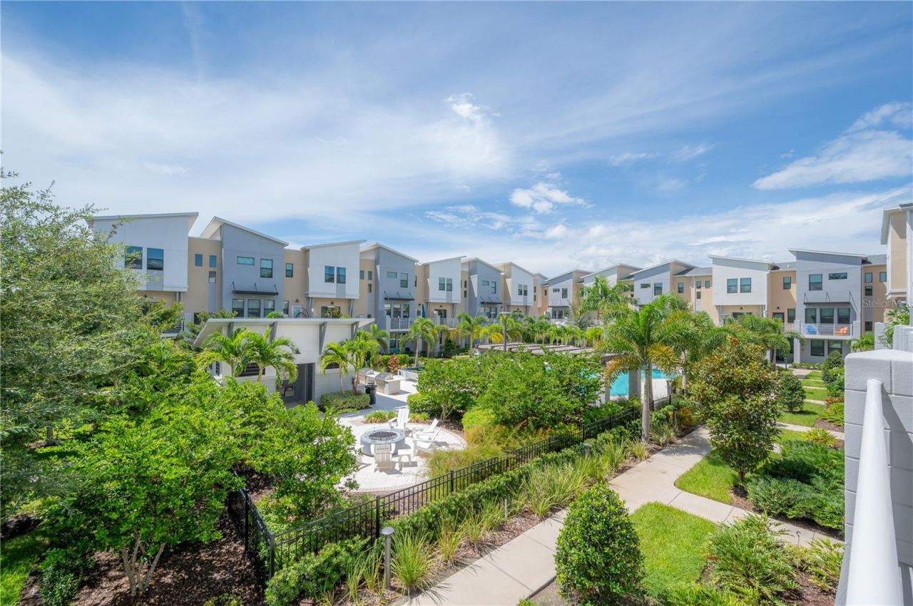 1162 25th Way N, Saint Petersburg, FL 33713 Photo