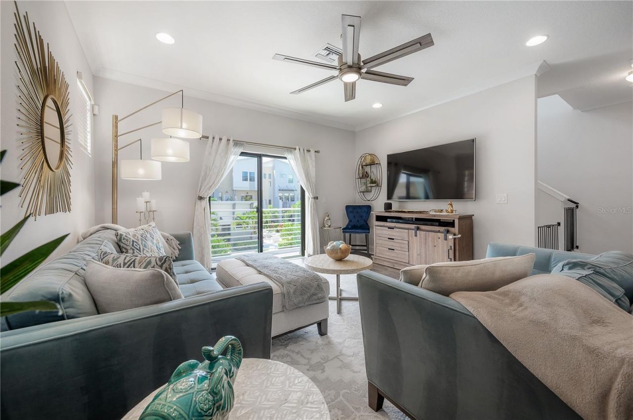 1162 25th Way N, Saint Petersburg, FL 33713 Photo