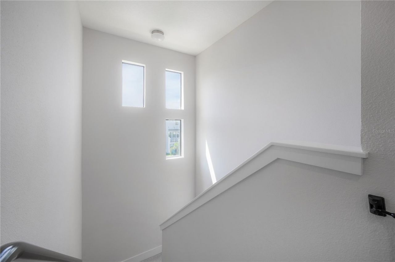 1162 25th Way N, Saint Petersburg, FL 33713 Photo