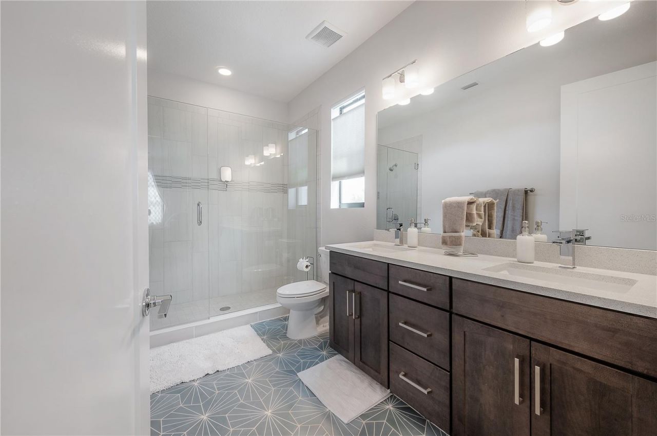 1162 25th Way N, Saint Petersburg, FL 33713 Photo