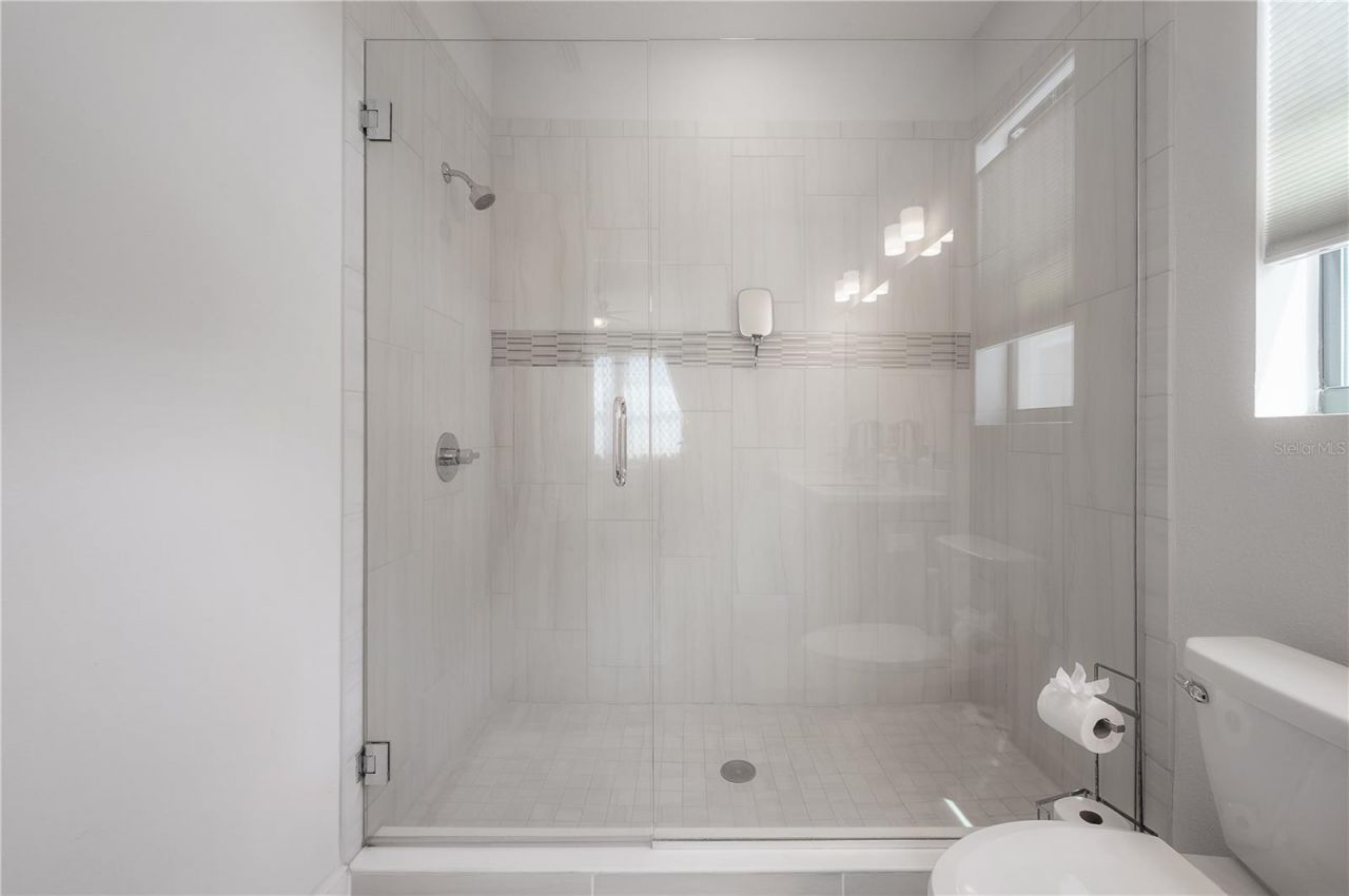 1162 25th Way N, Saint Petersburg, FL 33713 Photo