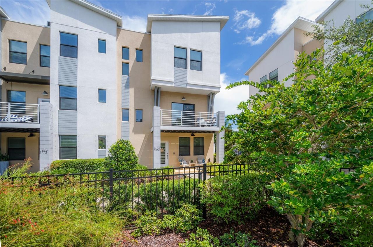 1162 25th Way N, Saint Petersburg, FL 33713 Photo