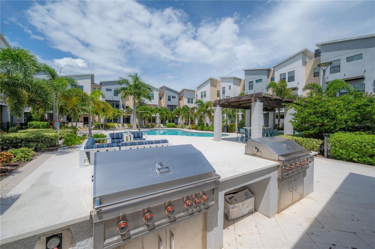 1162 25th Way N, Saint Petersburg, FL 33713 Photo