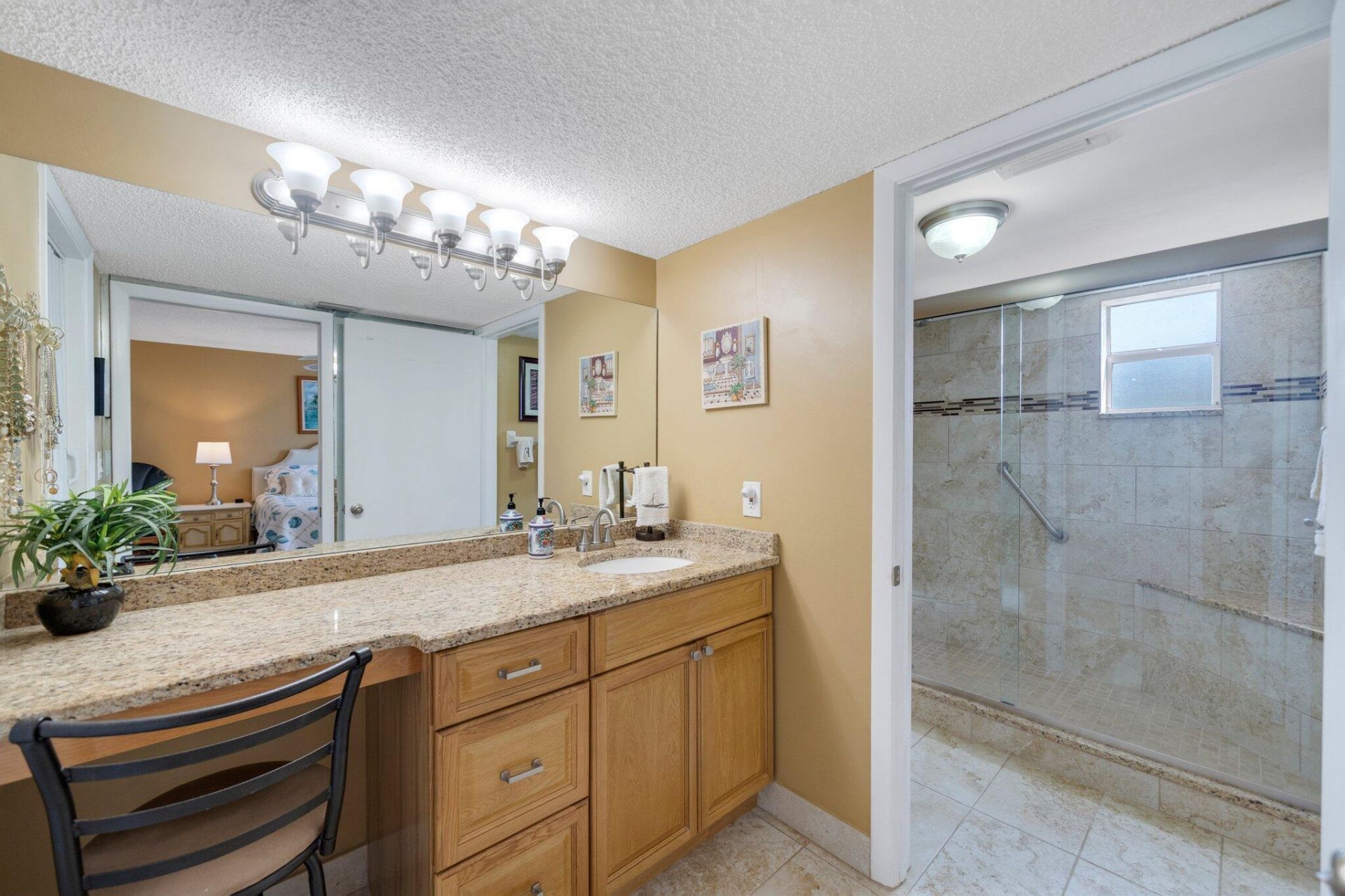 6698 10th Avenue N, Unit 327, Lake Worth, FL 33467 Photo