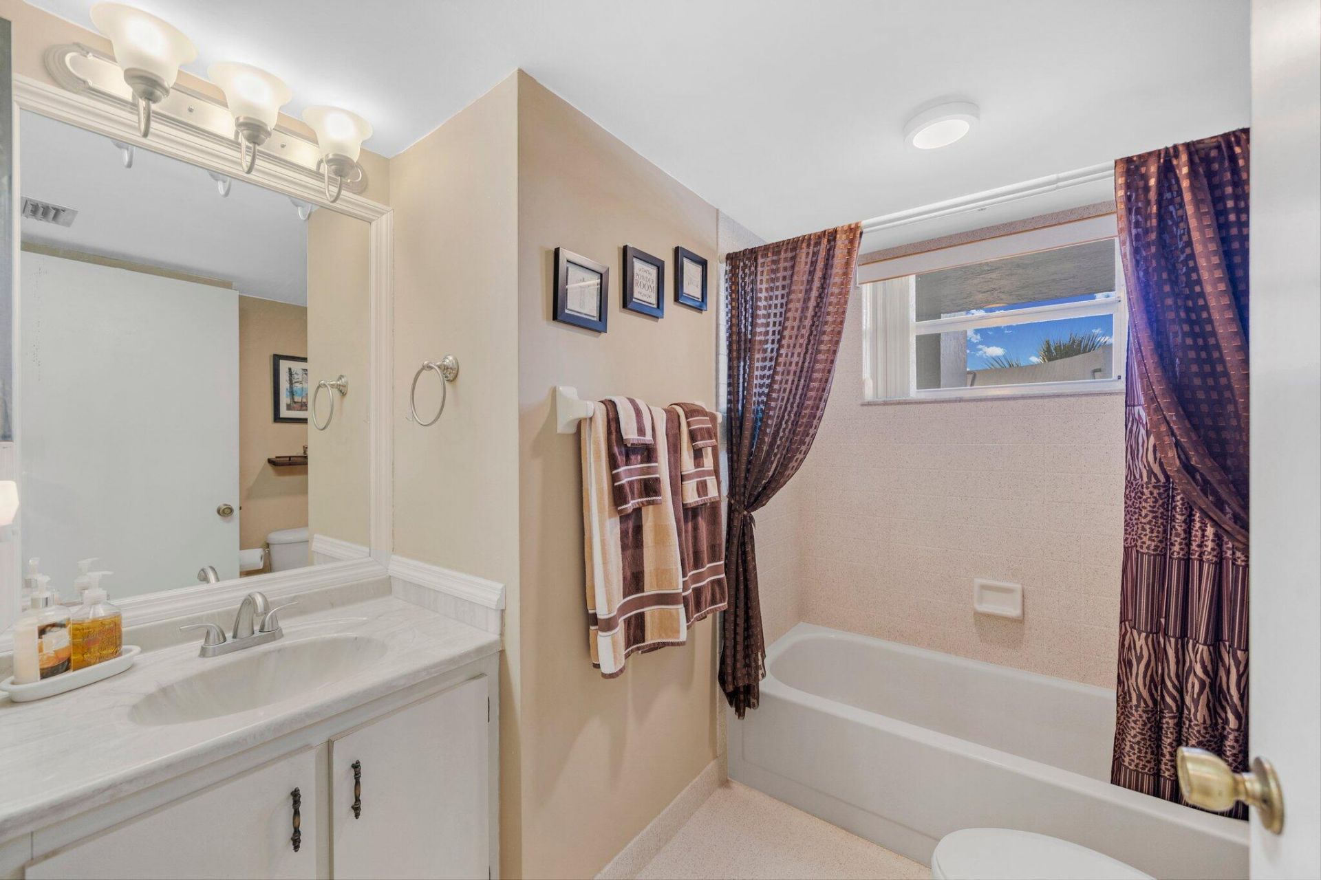 6698 10th Avenue N, Unit 327, Lake Worth, FL 33467 Photo