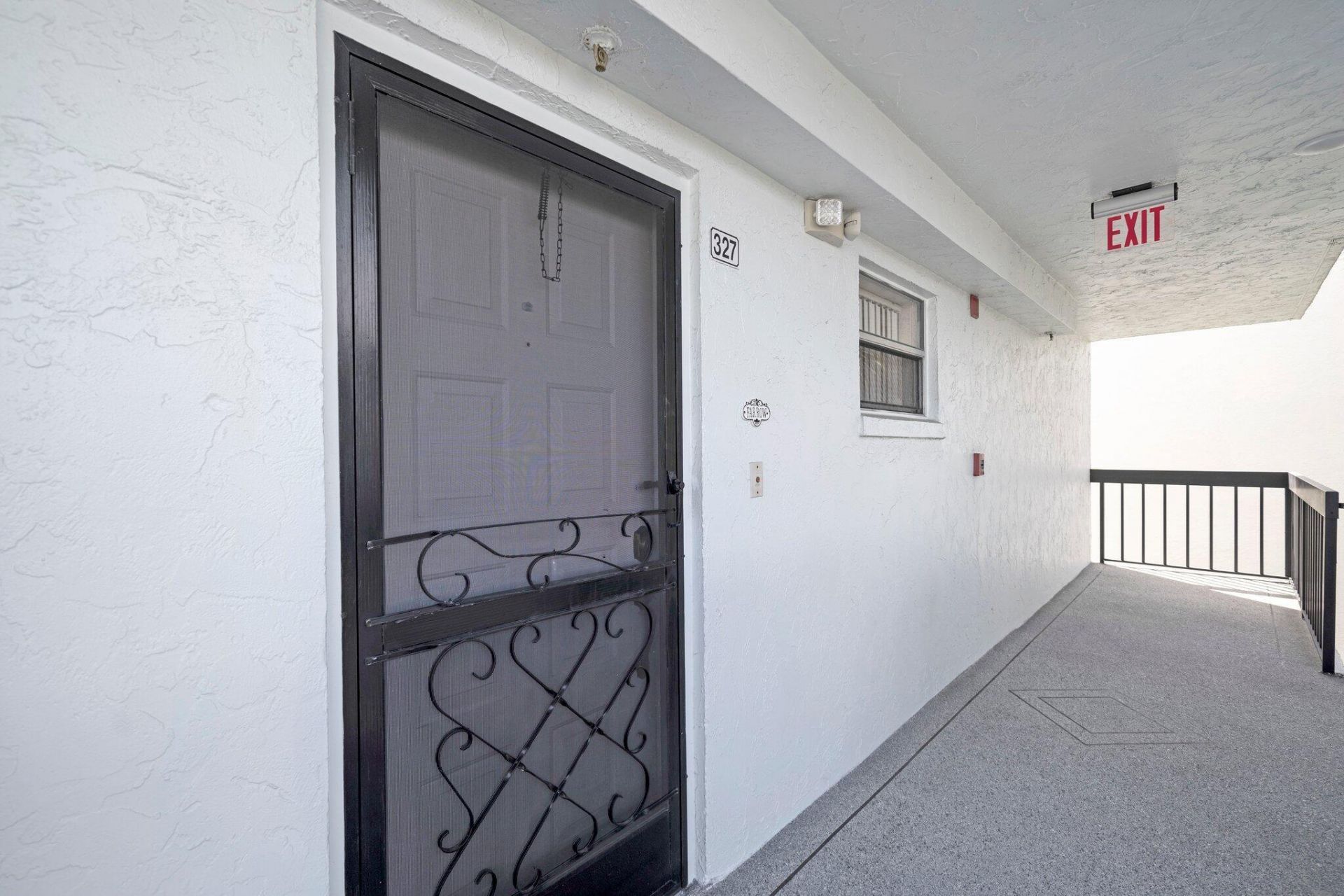 6698 10th Avenue N, Unit 327, Lake Worth, FL 33467 Photo