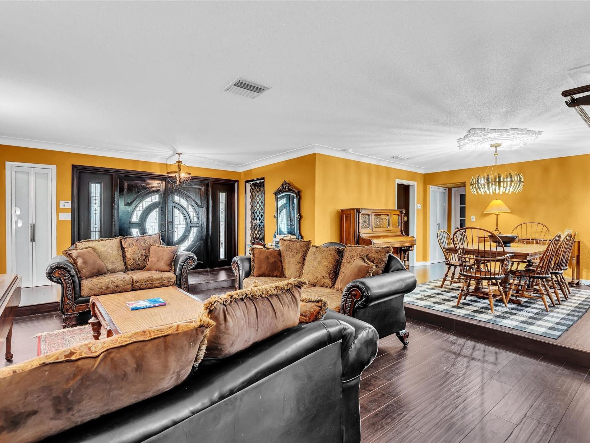 2116 NE 62nd Street, Fort Lauderdale, FL 33308 Photo