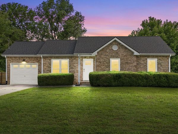 227 Short St, Clarksville, TN 37042