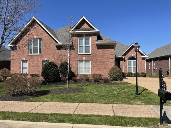 215 Stoners Glen Ct , Hermitage, TN 37076