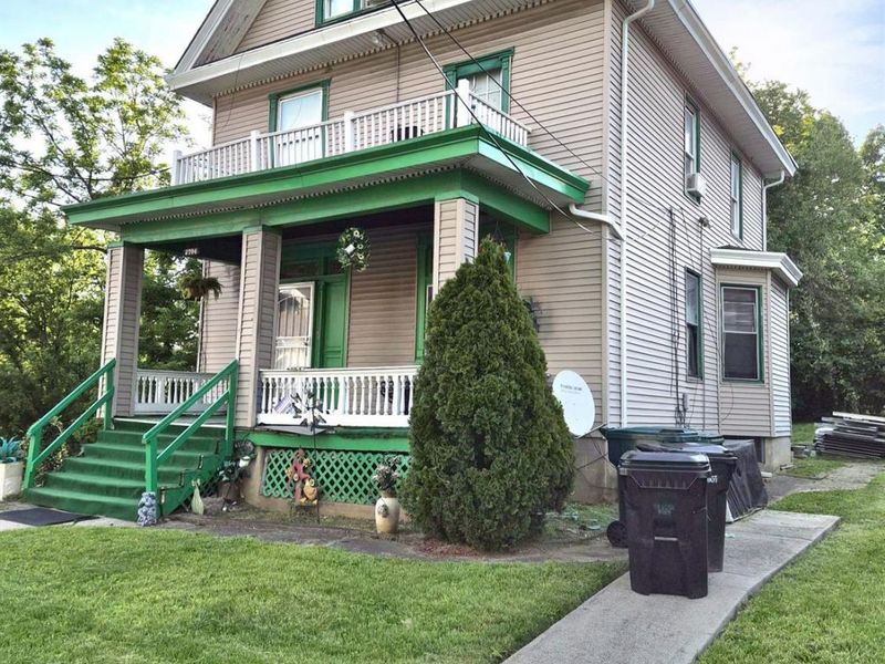 2704 Euclid Avenue, Cincinnati, OH 45219 Photo 3