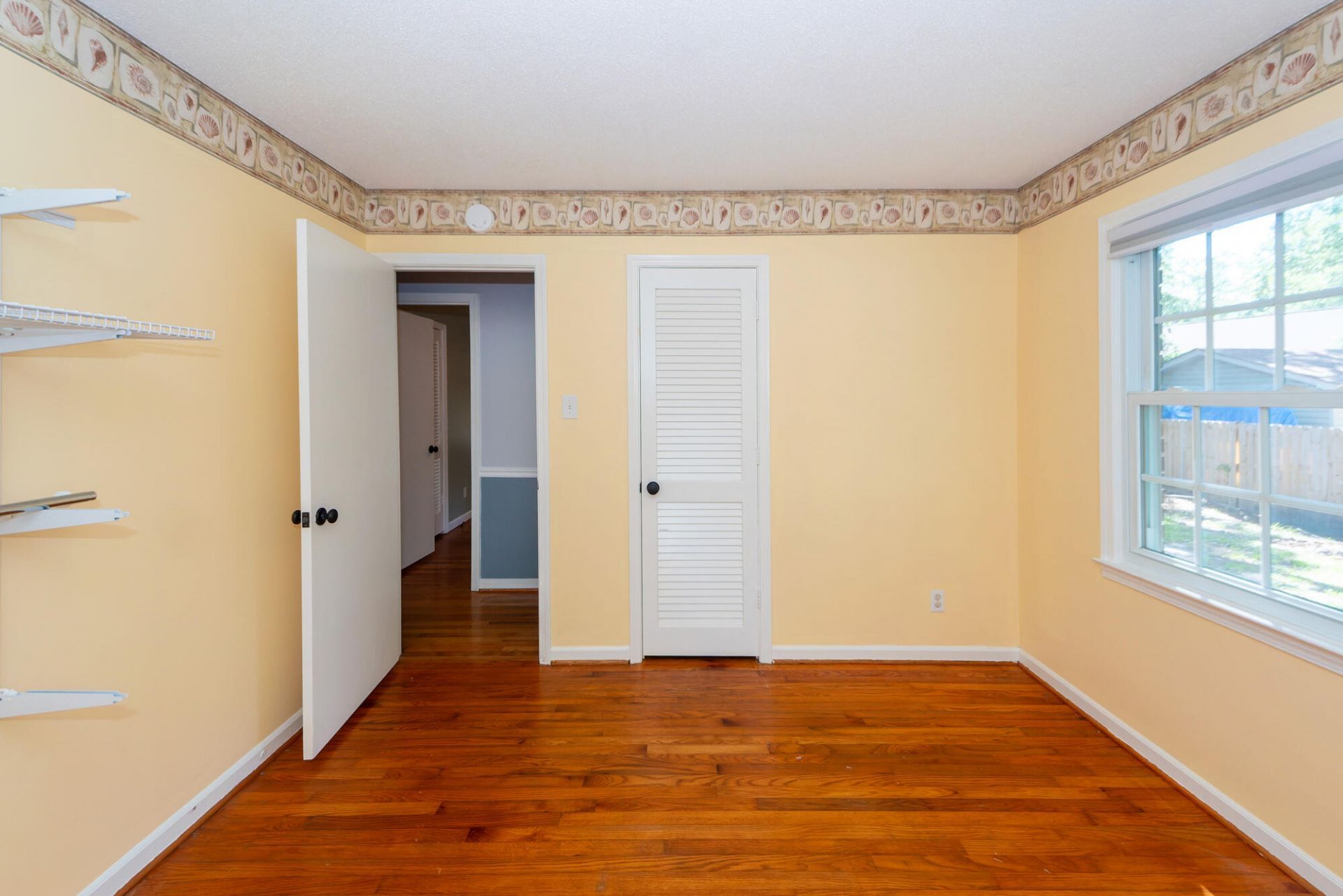 109 Runnymede Lane Photo 21