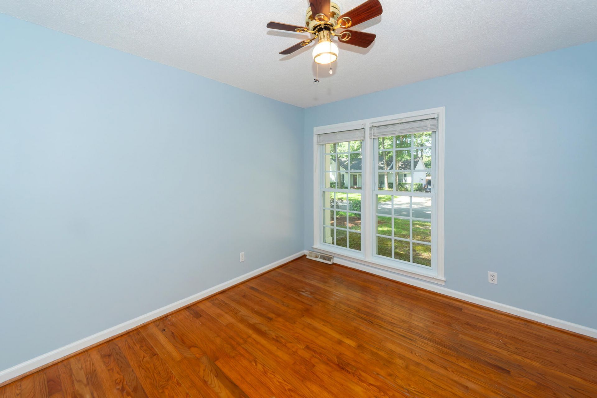 109 Runnymede Lane Photo 28