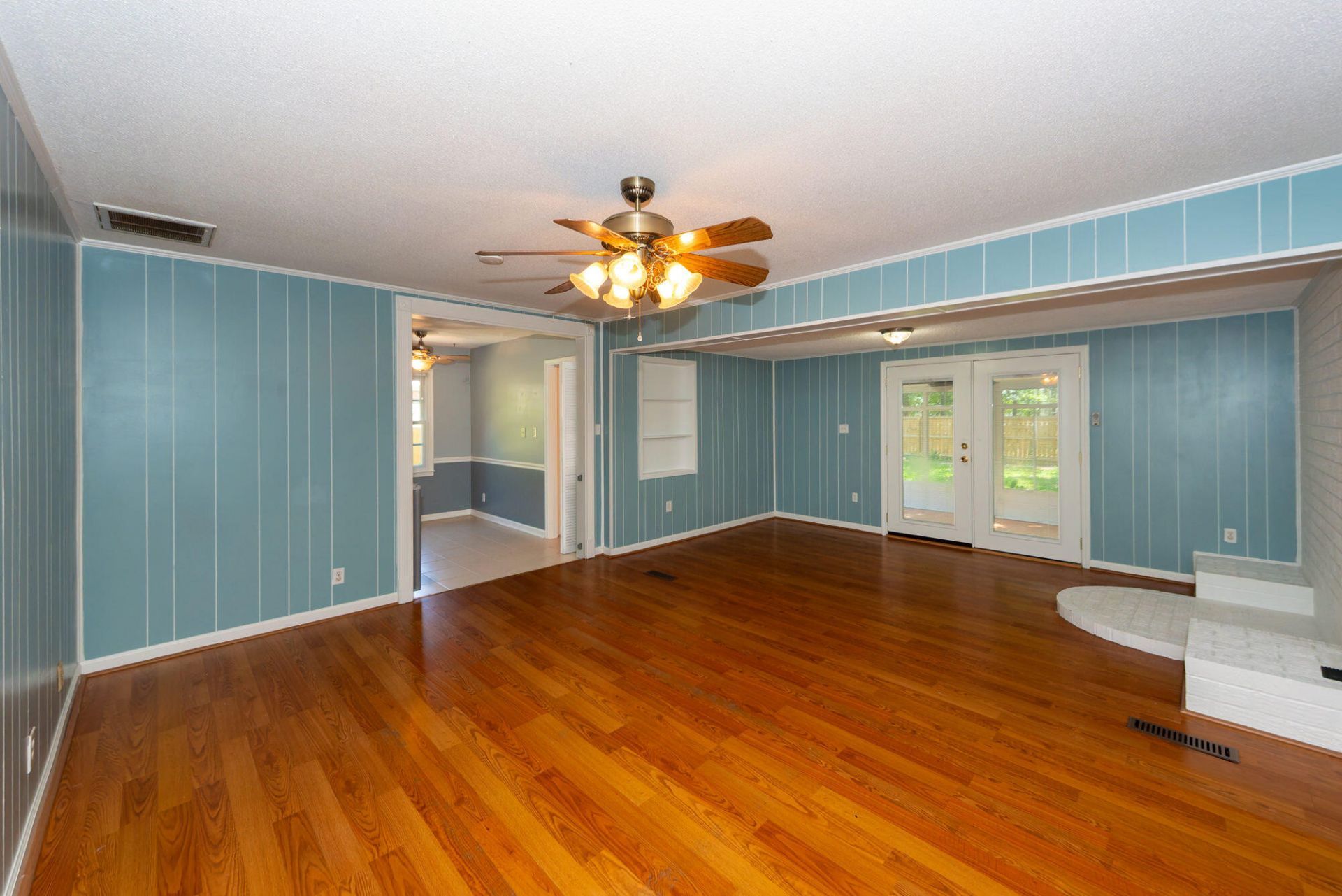 109 Runnymede Lane Photo 32