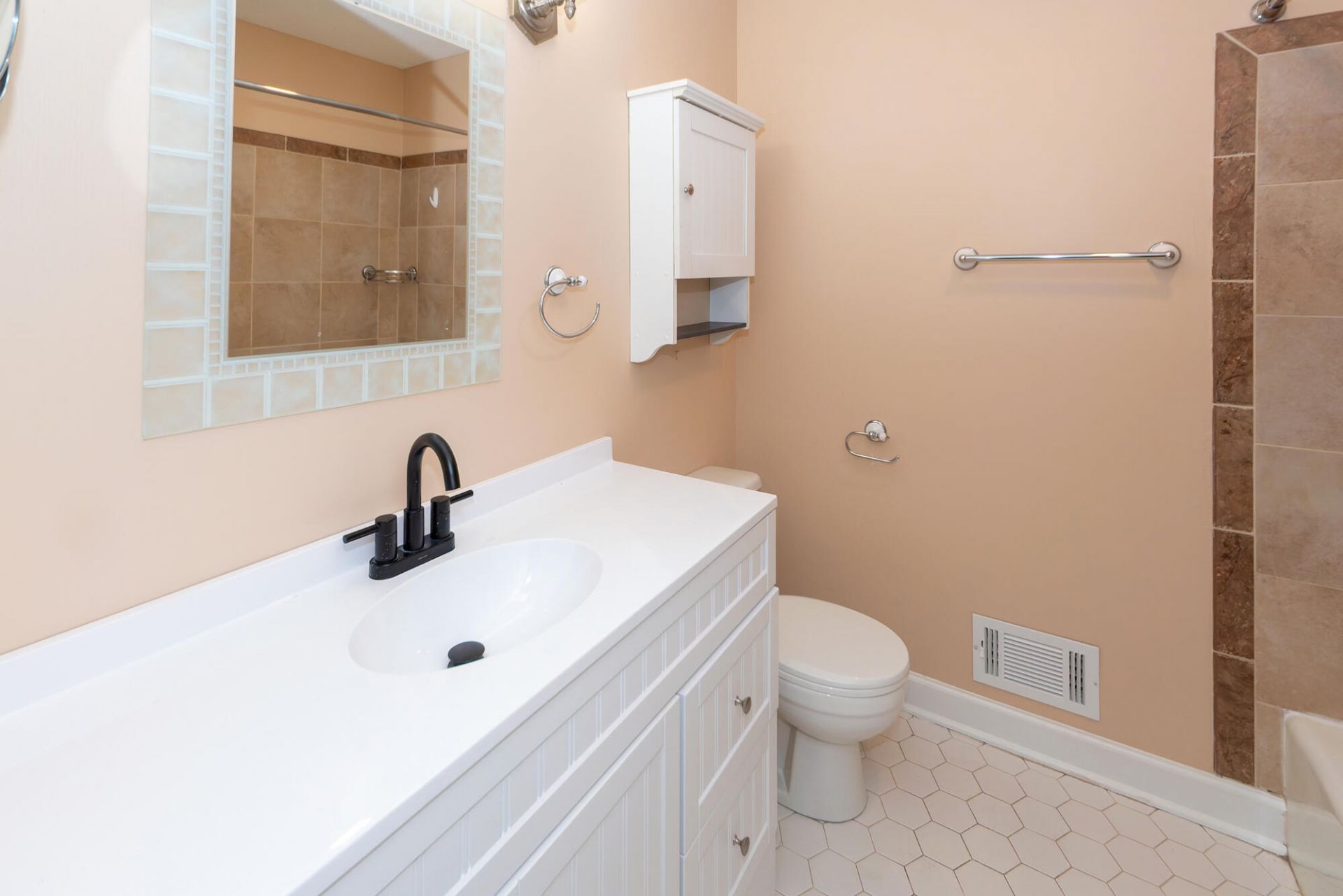 109 Runnymede Lane Photo 38
