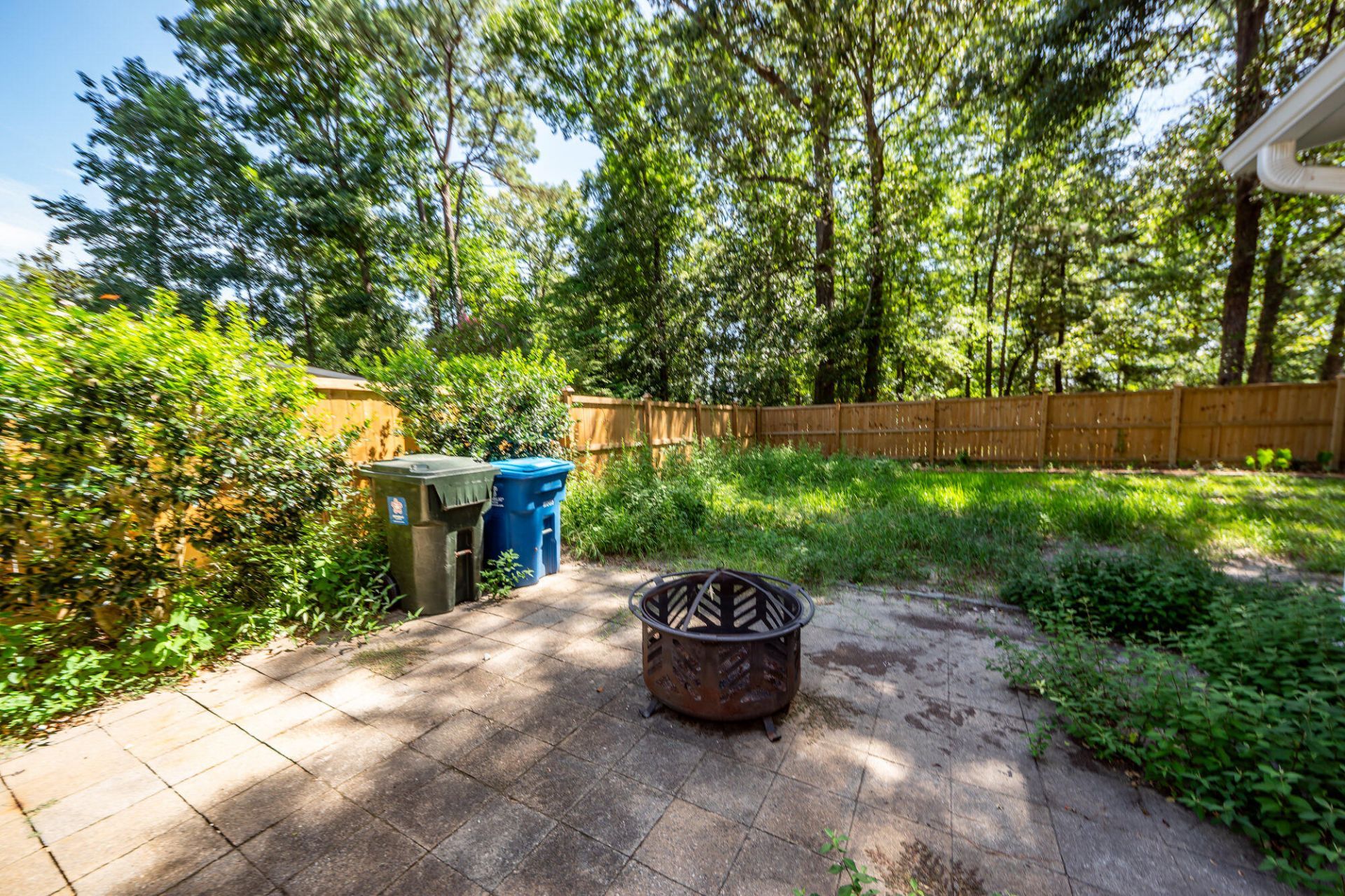 109 Runnymede Lane Photo 44